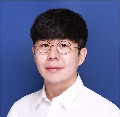 doohyun park-headshot-2025